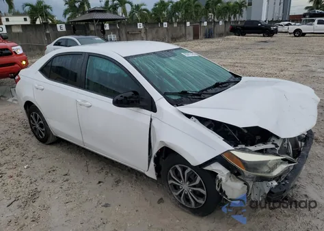 2015 Toyota Corolla L z USA, uszkodzony, nr VIN 2T1BURHE7FC342383